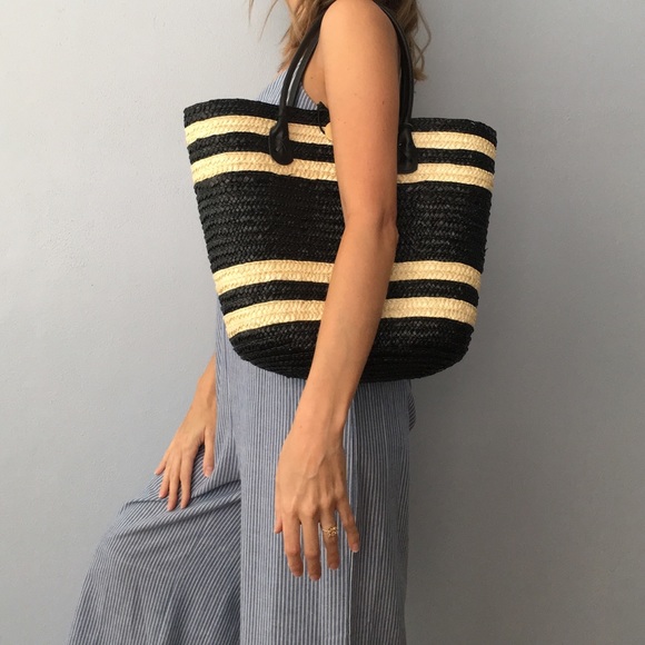 Handbags - Woven tote bag black & tan EUC